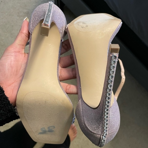 Fashion Nova Diamond Lilac Lavender Heels Size 8 - Picture 5 of 5